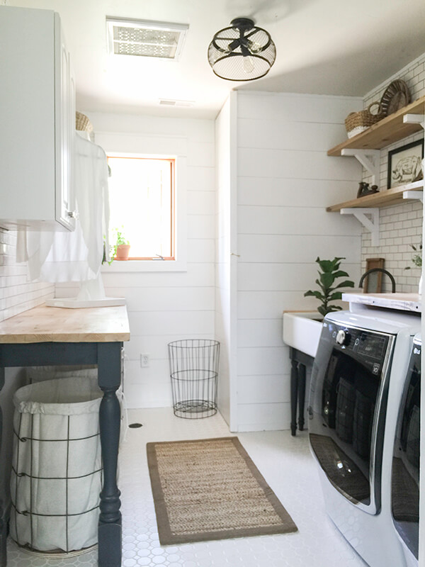 DIY Laundry Room Solutions for the Rustic Home| Laundry Room, Laundry Room Decor, DIY Laundry Room, Laundry Room Organization, Laundry Room Organization, How to Decorate Your Laundry Room, Popular Pin