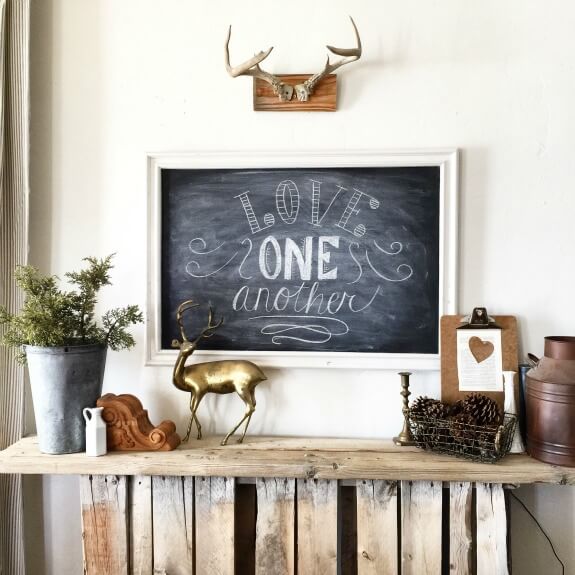 Super Easy Pallet Sofa Table by Twelve on Main