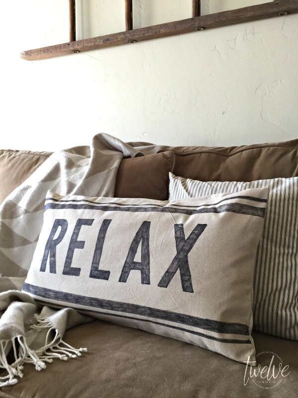 The best way to make a Sharpie pillow | twelveonmain.com