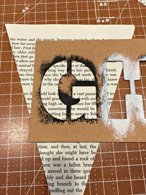 Make this spring banner with book pages! Such a great idea! | Twelveonmain.com