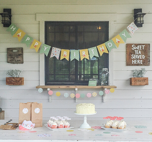 This botanical birthday party decor was the perfect addition to my little girls summer birthday party. | Twelveonmain.com