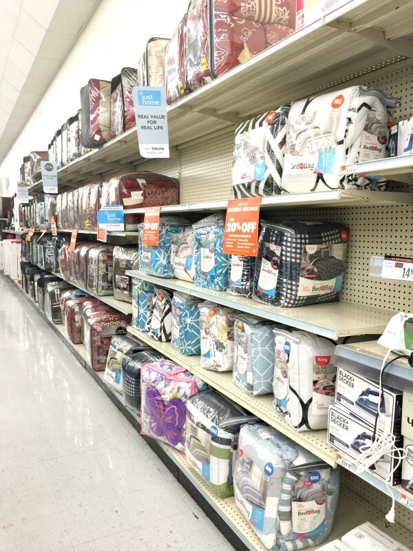 Are you looking for some back to college gift ideas? Big Lots is a great place to start! 