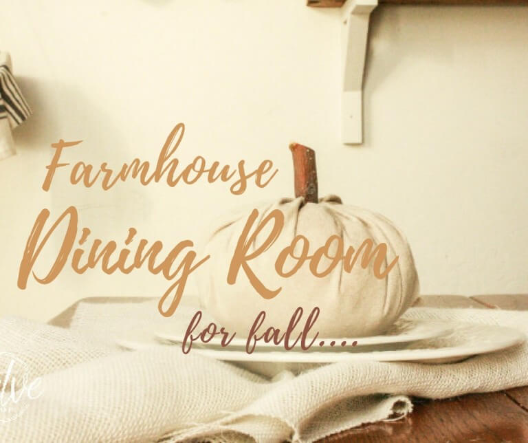 Farmhouse Dining Room for Fall