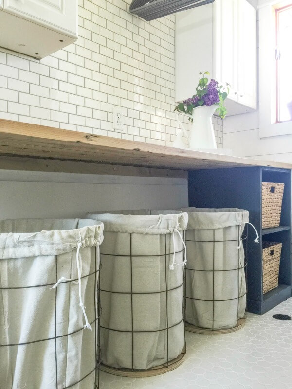 The Perfect DIY Laundry Folding Table - Twelve On Main