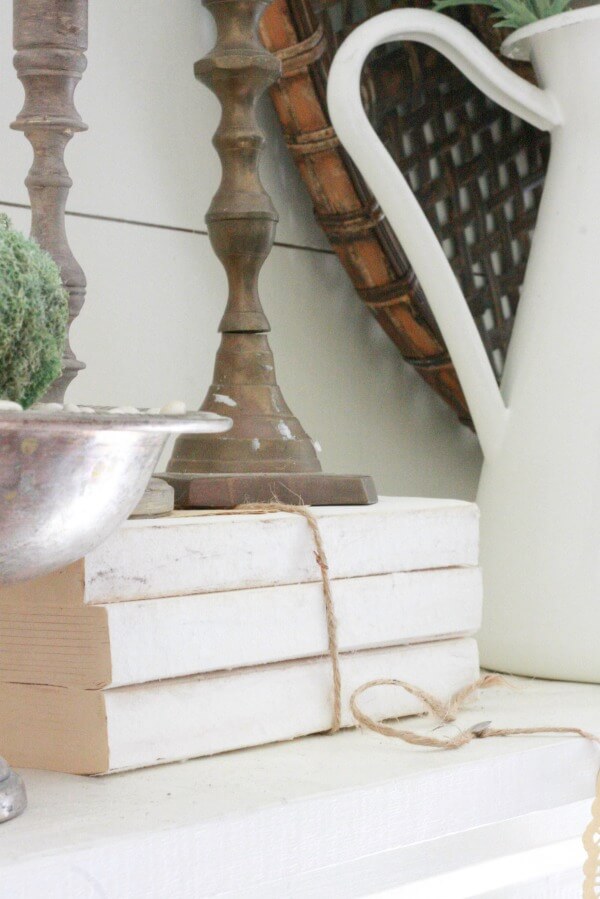 Make this book decor for your home in less than 10 minutes1