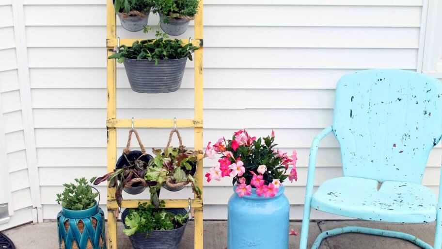13 summer inspired outdoor planter ideas. Beautify your outdoor space with these awesome planter ideas. You have to see 8!