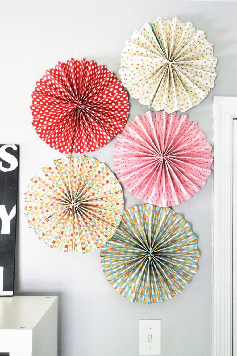 12 creative ways to decorate your walls! Includes easy DIY projects, as well as some really cool re-purpose projects. All budget friendly!
