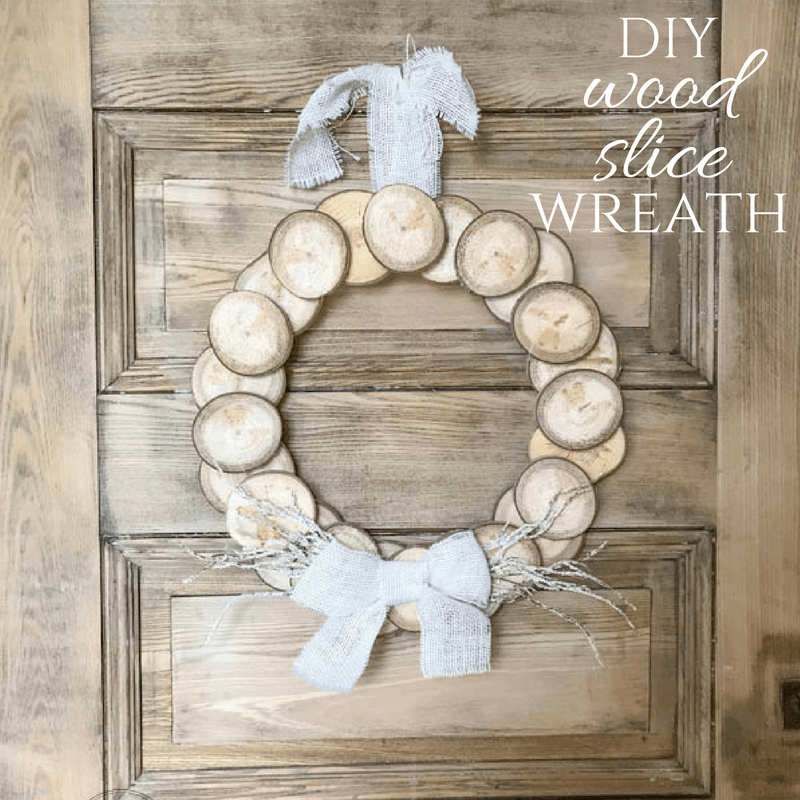 I love this easy DIY wood slice wreath! With its rustic wood detail and neutral farmhouse style its perfect for any space! These are so easy to make and they can look great for fall, or any time of year! Make one for yourself!