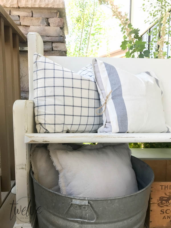 The ultimate guide to farmhouse pillows using IKEA tea towels 4 different ways! Can you believe it? The best collection I have seen!