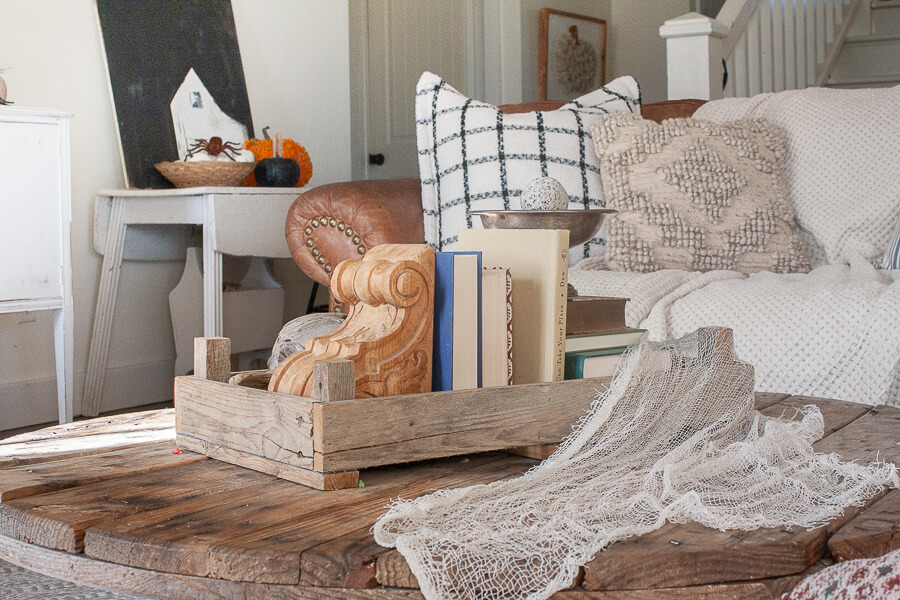 Halloween home decor with oodles of texture and style!