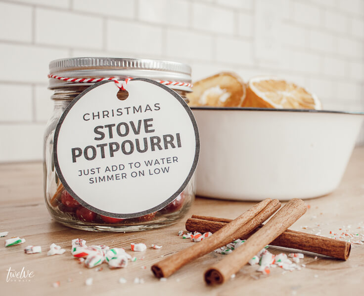 Give this Christmas stovetop potpourri to friends and neighbors as a wonderful Christmas gift this year!