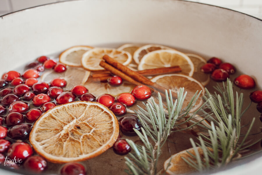 Sweeten your home with this easy Christmas stovepot potpourri!