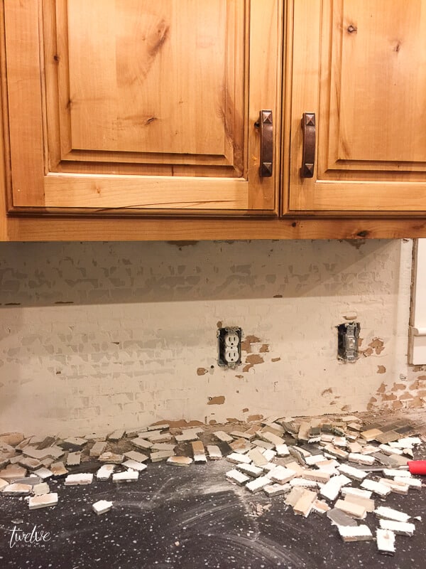 How To Remove Tile Backsplash Like A Pro Twelve On Main