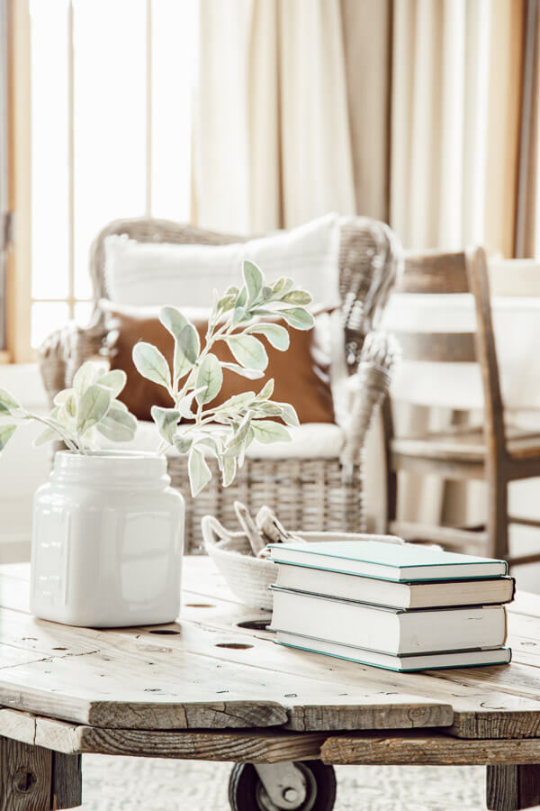 Simple spring decor ideas