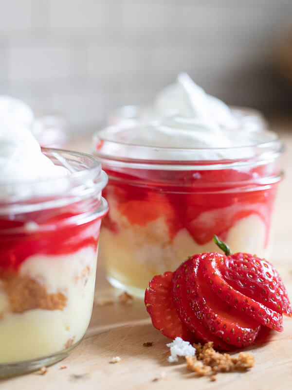 Easy Strawberry Trifle, Our Favorite Strawberry Dessert