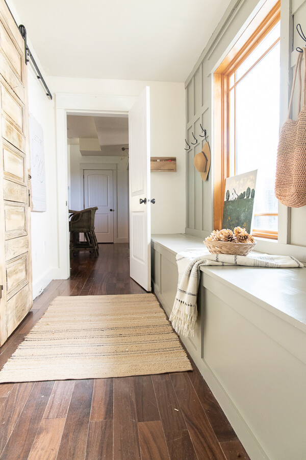Gorgeous barn door designs perfect for every home. There are oodles of ideas and I am sharing barn doors perfect for modern homes as well as the most rustic too!