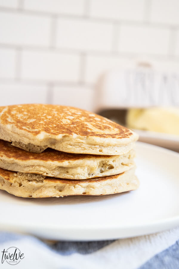 Make these amazing healthy, light, and fluffy oatmeal pancakes today! They will change your mornings! The oatmeal helps you feel full longer and with 14 grams of protein, you are sure to get that energy you need for a busy day. These are a great alternative to traditional pancakes.