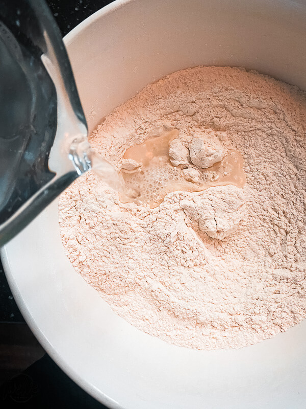 How to mix no-knead bread