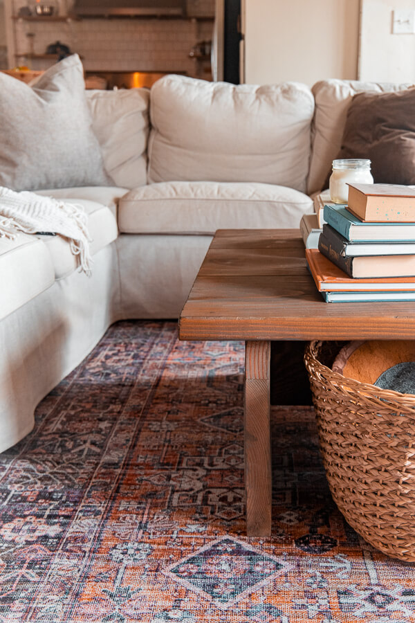 Over 50 gorgeous and affordable washable area rugs. Wash your rug in the washing machine and save you work! They are stylish and functional.